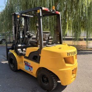 ELEVATEUR HYUNDAI DIESEL 30D-7 ELC1499