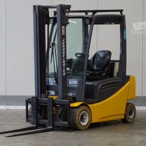 ELEVATEUR JUNGHEINRICH EFG320  ELECTRIQUE  4x ROUES ELC1503